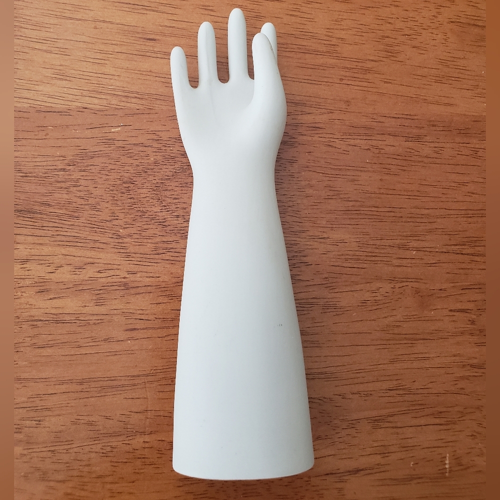 White Hand Jewelry Holder Mold Glove Ceramic Porcelian - Picture 5 of 5